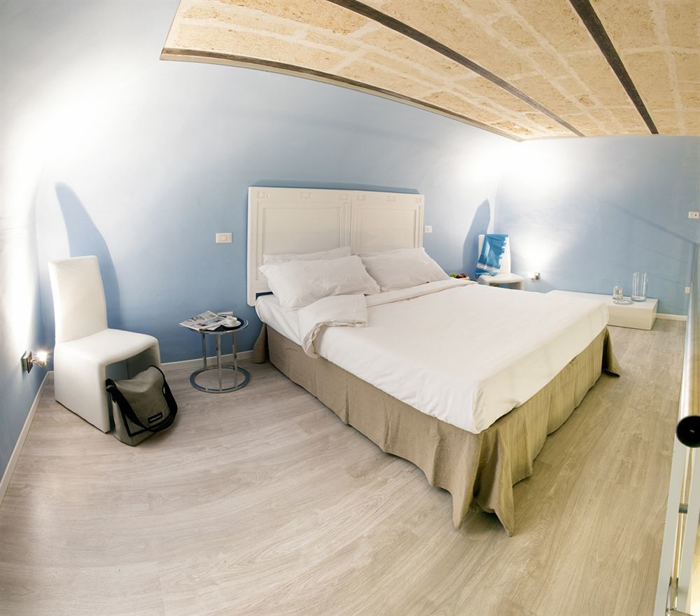 Palazzo Belsanti Bed and Breakfast Lecce Exteriör bild